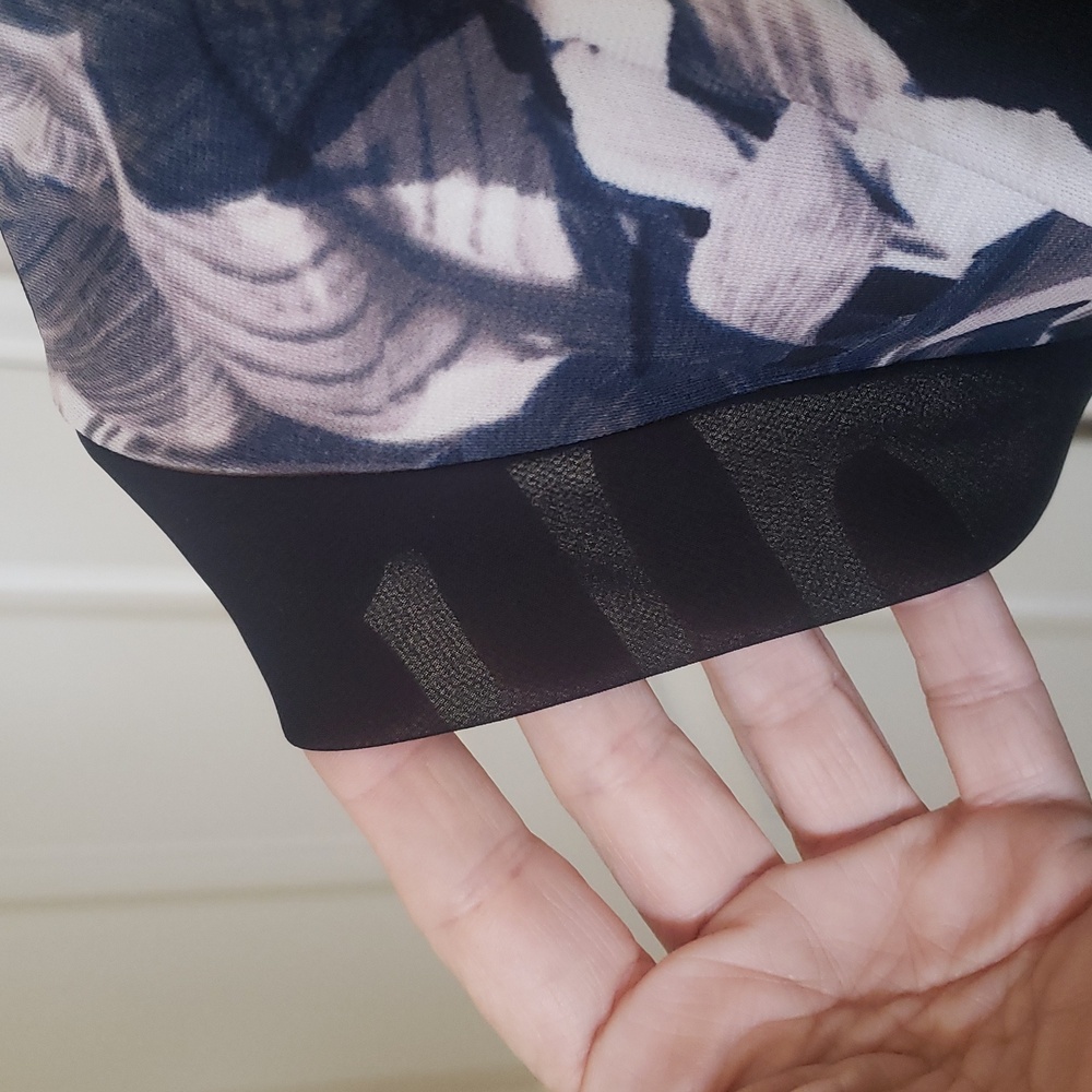ROBERT RODRIGUEZ Abstract Watercolor Silky Blouse | Sheer Cap Sleeves | MEDIUM - Picture 6 of 15
